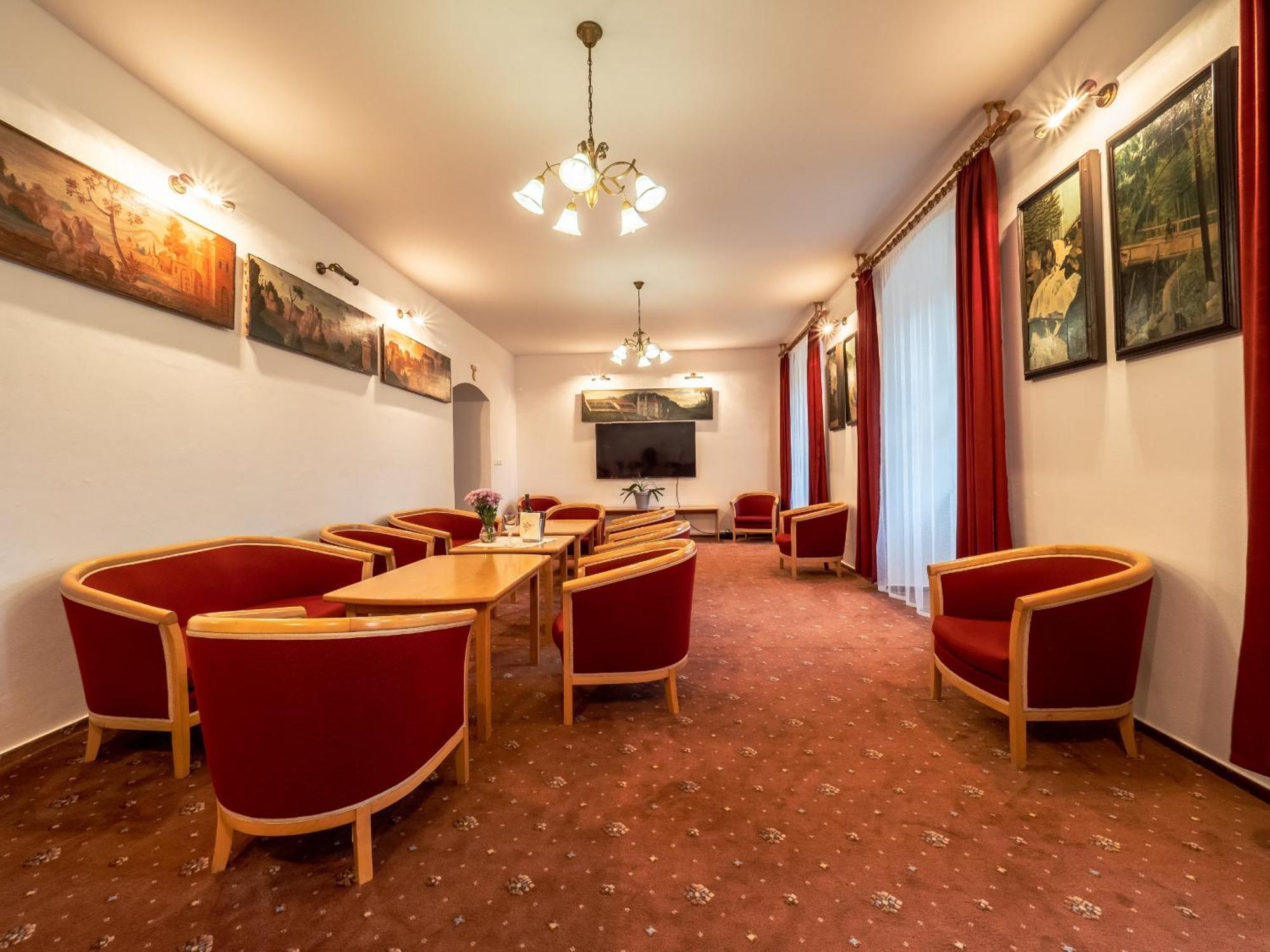 Klaster Hejnice - Vzdelavaci, Konferencni A Poutni Dum Exterior foto