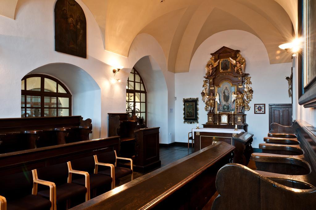 Klaster Hejnice - Vzdelavaci, Konferencni A Poutni Dum Exterior foto